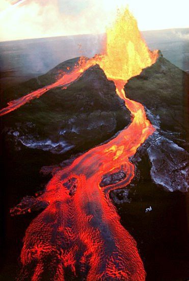 Mauna Loa Volcano Eruption

